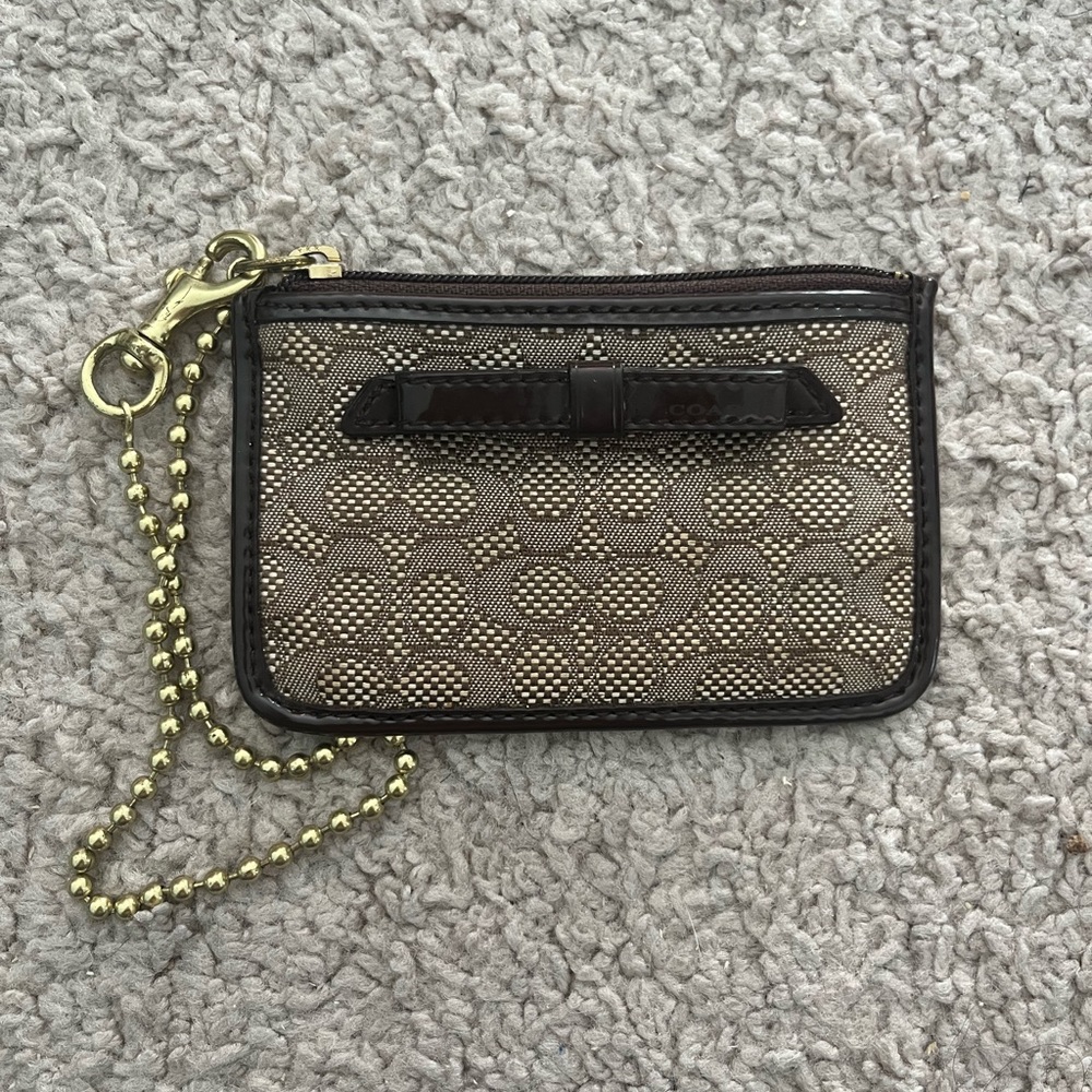 EUC Coach Brown Card Case - Picture 1 of 2